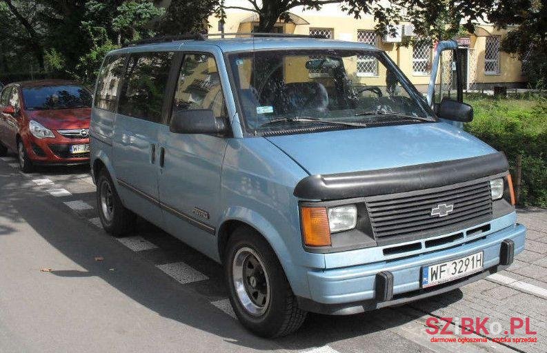 1992' Chevrolet Astro I photo #2