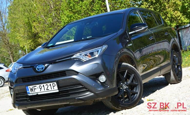 2017' Toyota RAV4 photo #2