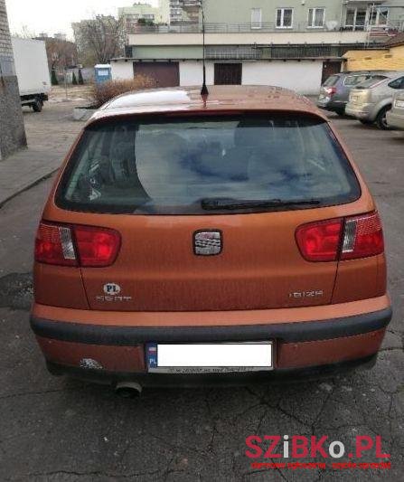 2001' SEAT Ibiza photo #1