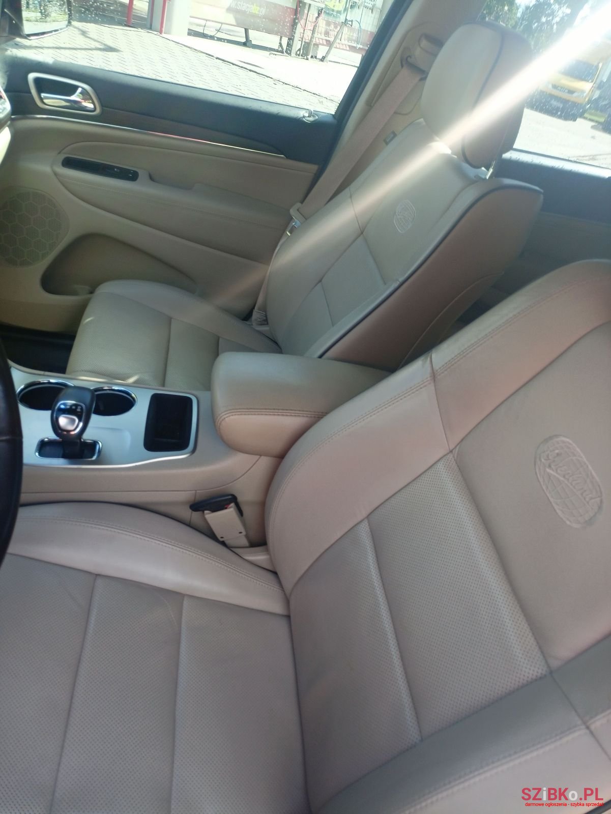 2014' Jeep Grand Cherokee photo #6