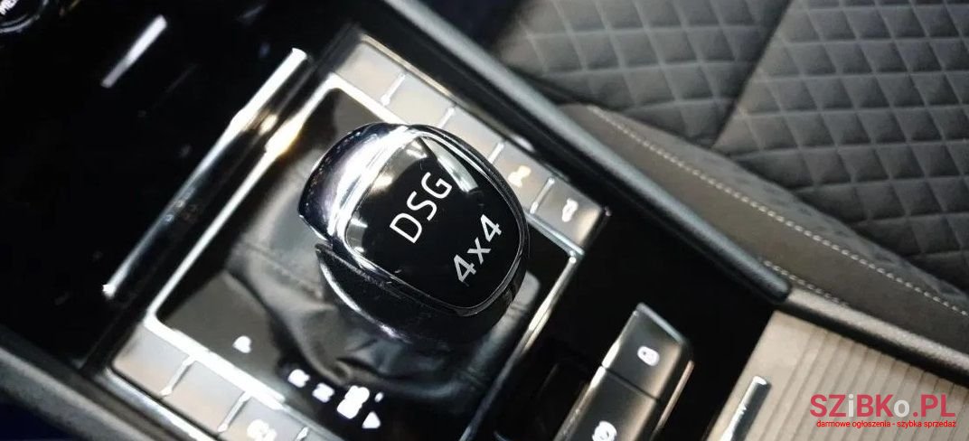 2018' Skoda Superb photo #2