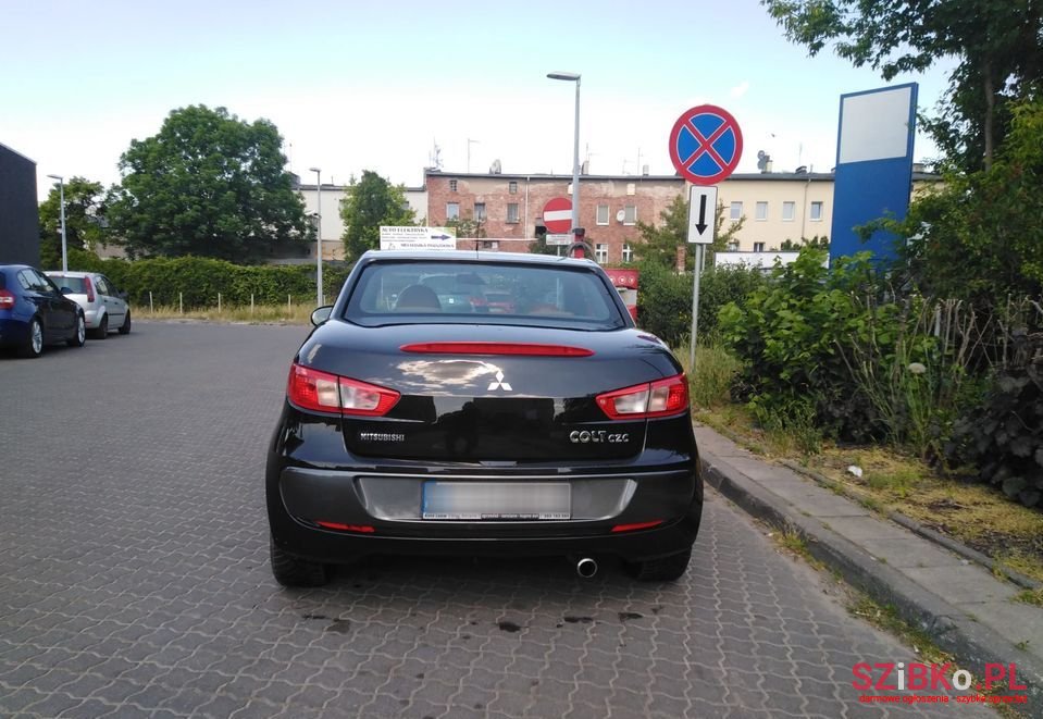 2008' Mitsubishi Colt photo #6