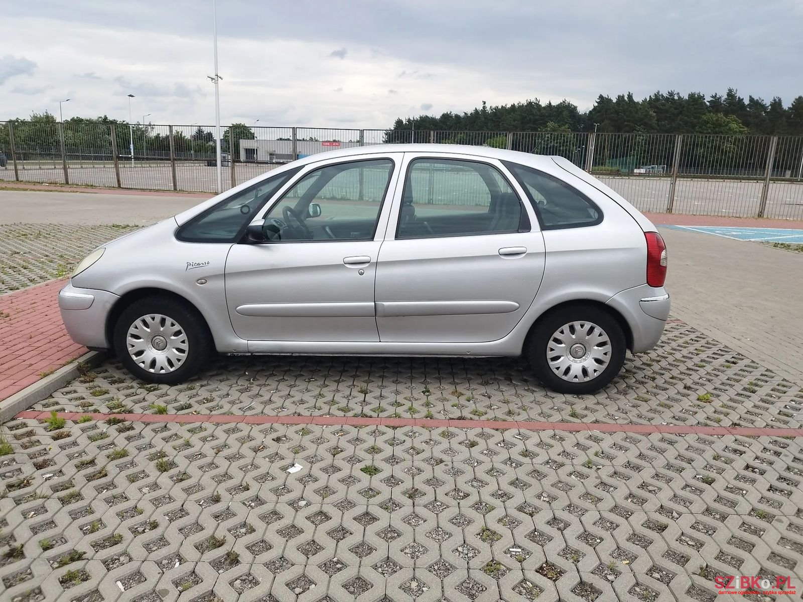 2005' Citroen Xsara Picasso photo #3