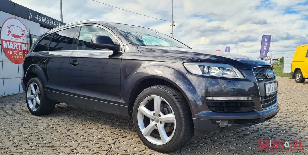 2007' Audi Q7 photo #3