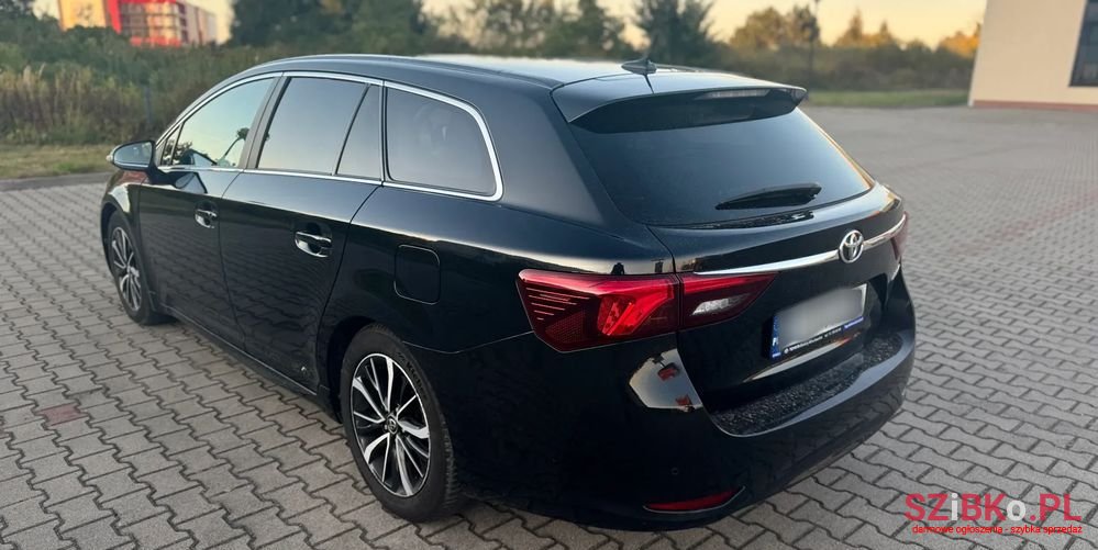 2017' Toyota Avensis 2.0 Prestige Ms photo #6