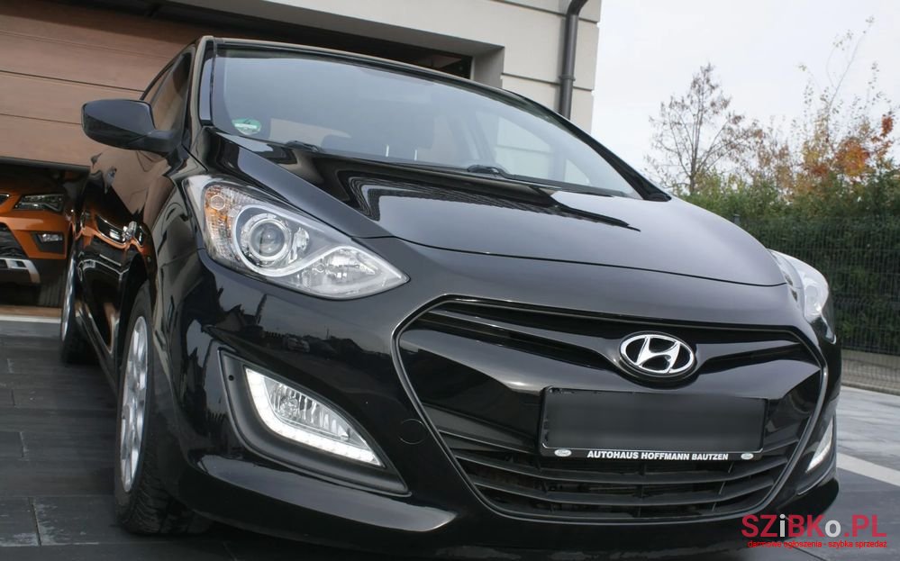 2012' Hyundai i30 photo #2