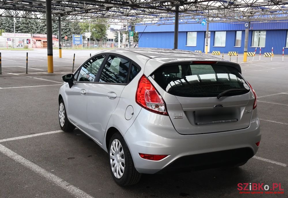 2013' Ford Fiesta photo #3