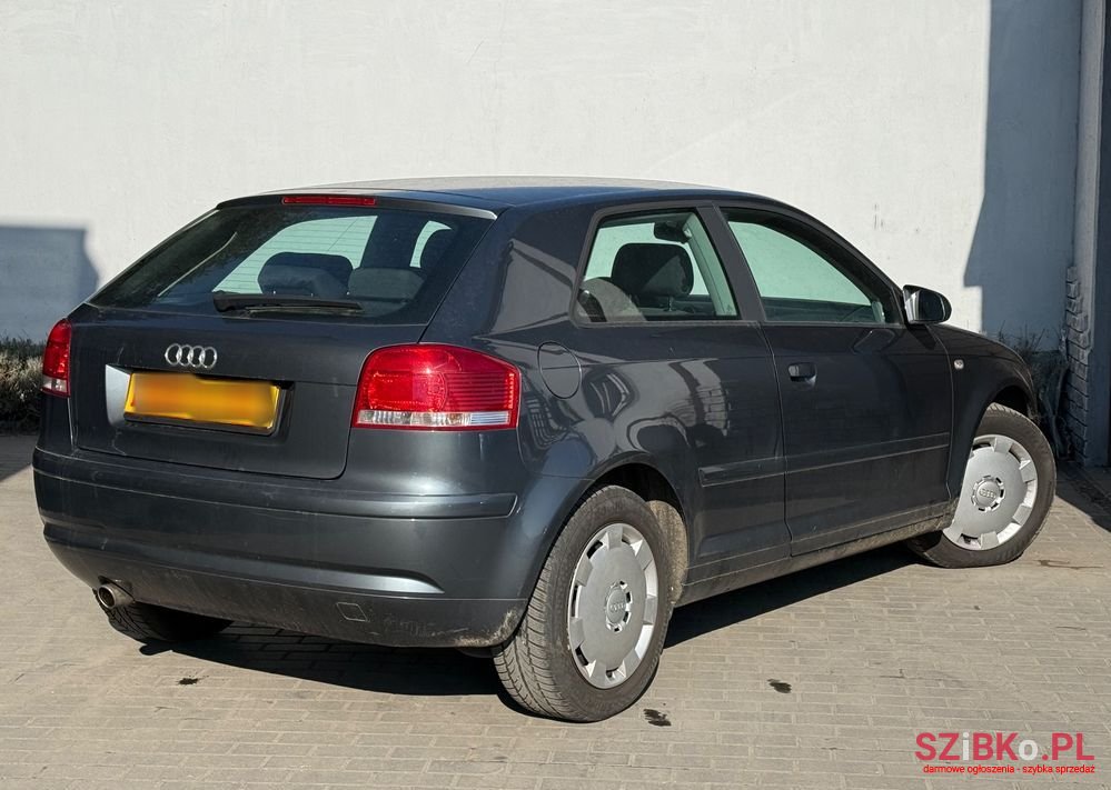 2005' Audi A3 1.6 Attraction photo #4