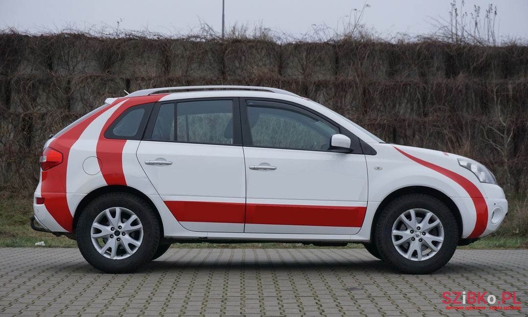 2008' Renault Koleos photo #5
