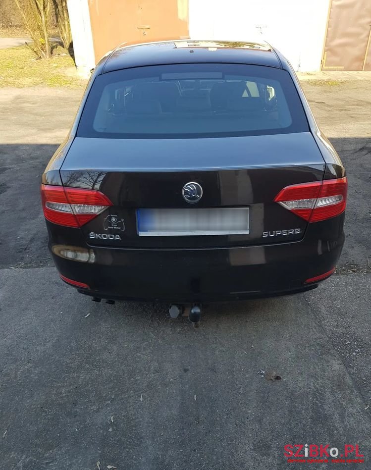2014' Skoda Superb photo #6