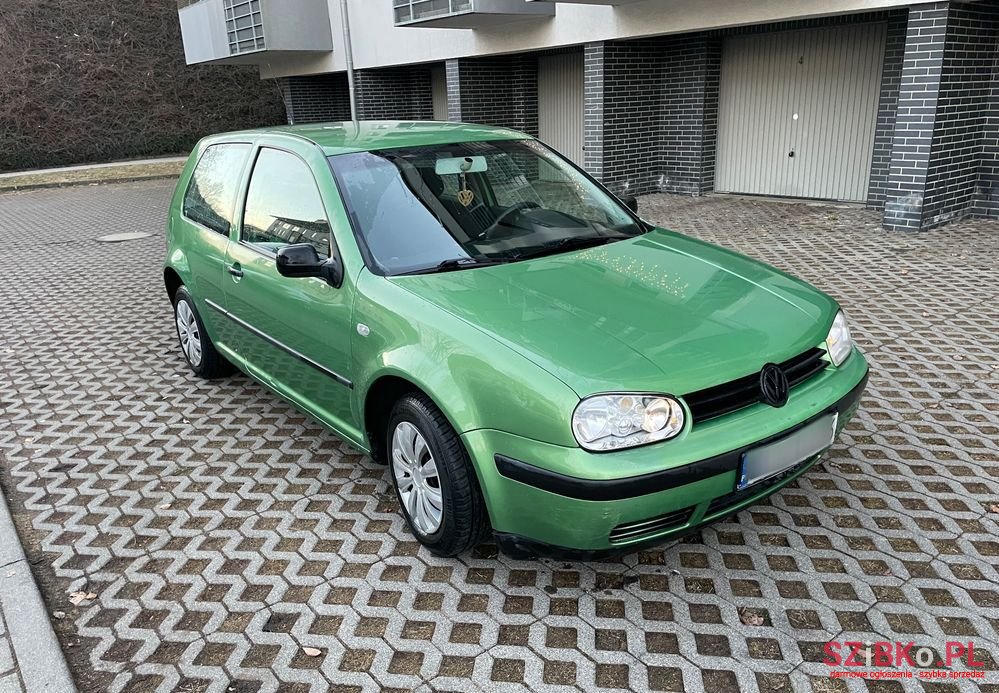 2000' Volkswagen Golf photo #4