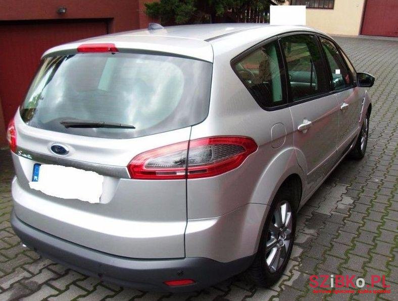 2011' Ford S-Max photo #2