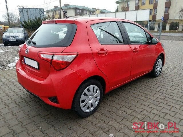 2019' Toyota Yaris photo #1