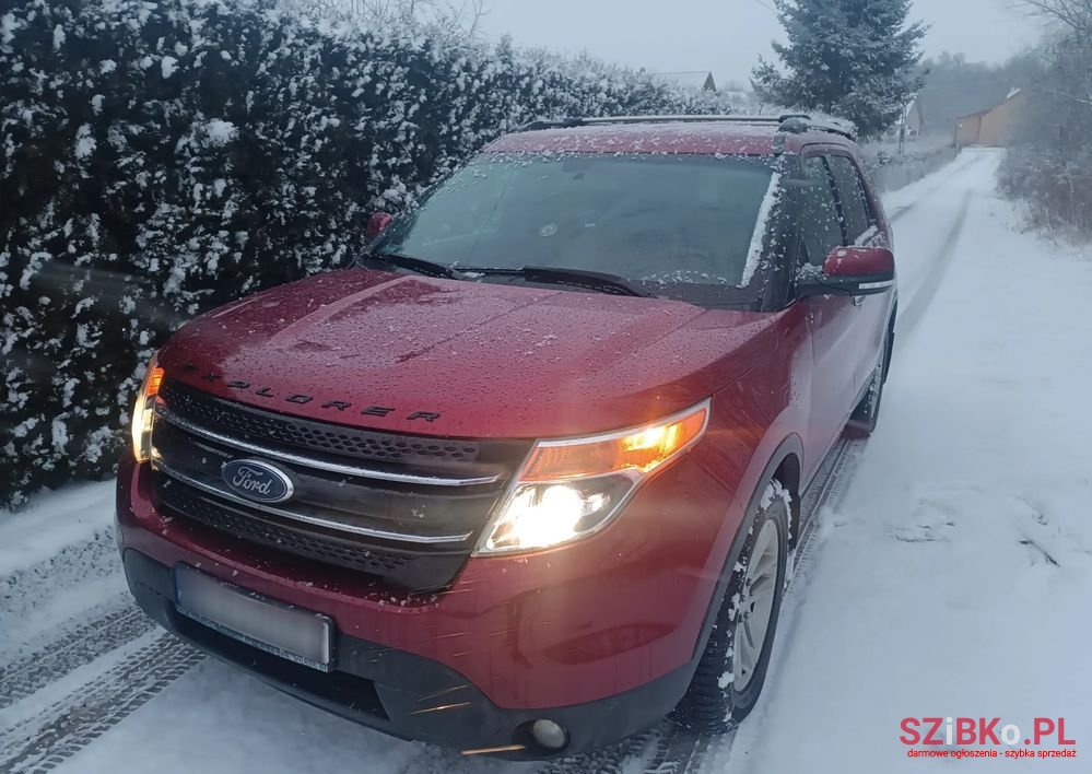 2014' Ford Explorer photo #1