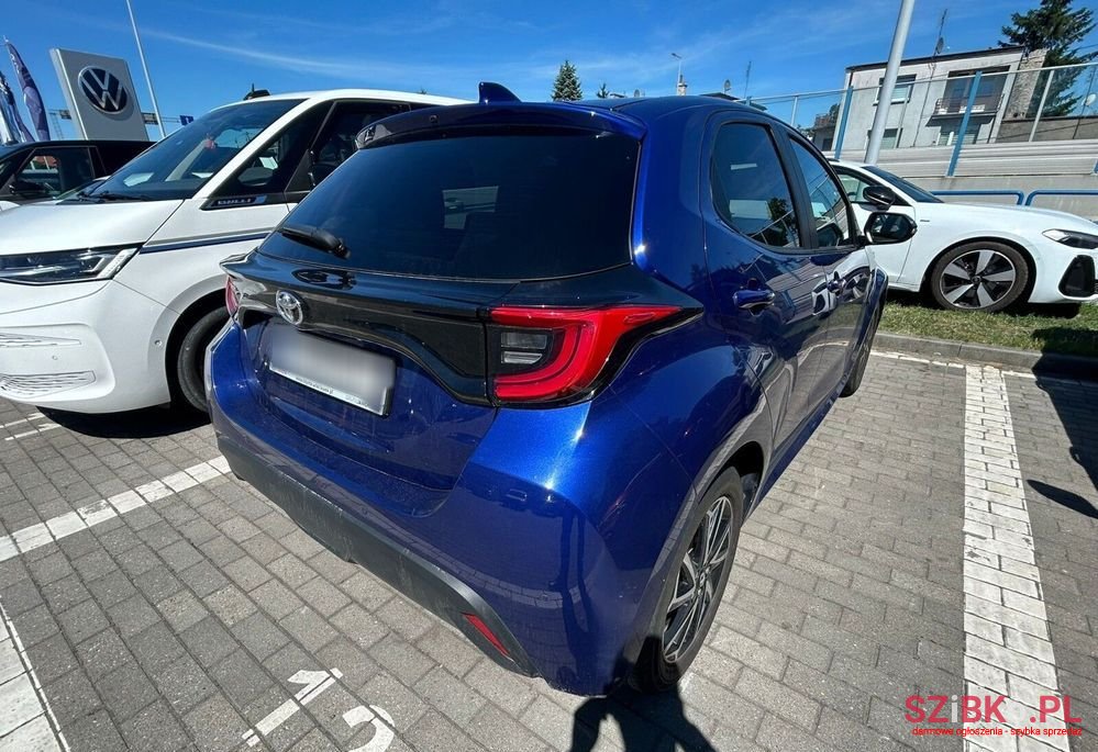 2021' Toyota Yaris 1.5 Comfort photo #2