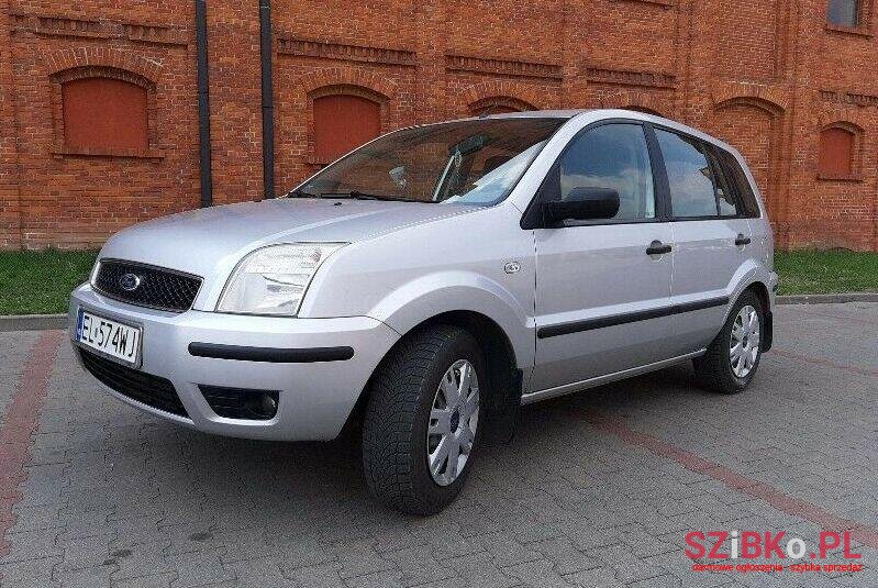 2003' Ford Fusion photo #1