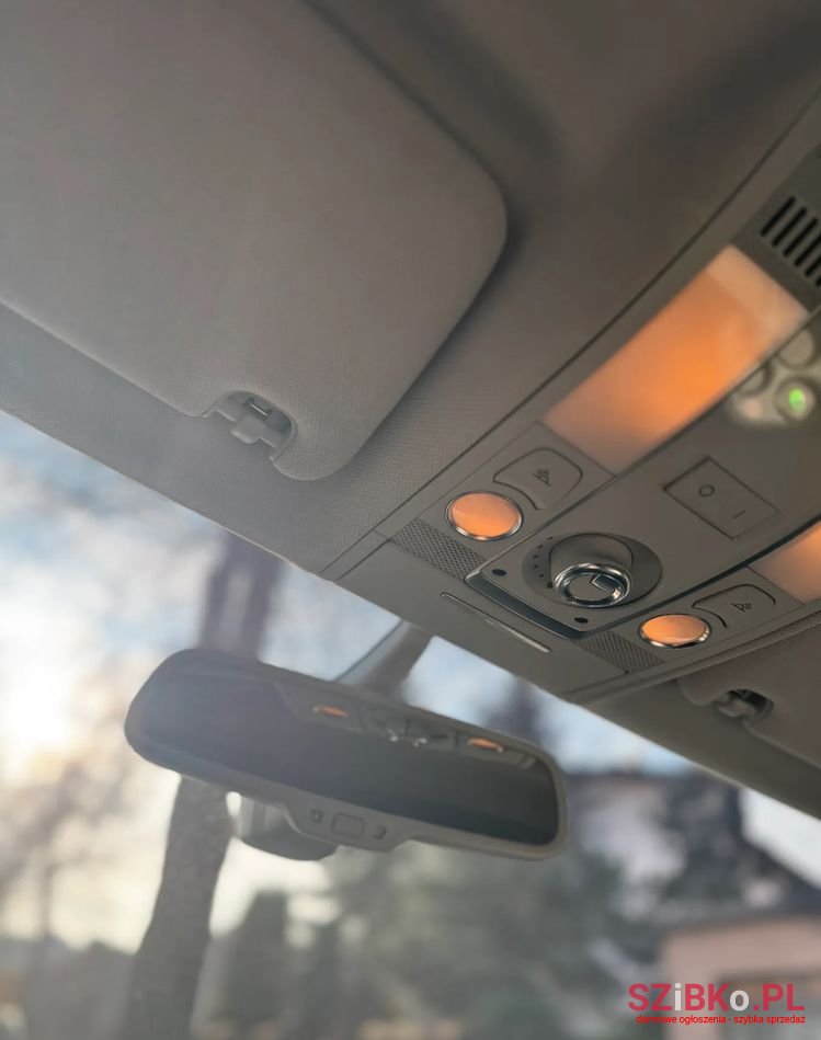 2011' Audi A6 Allroad photo #6