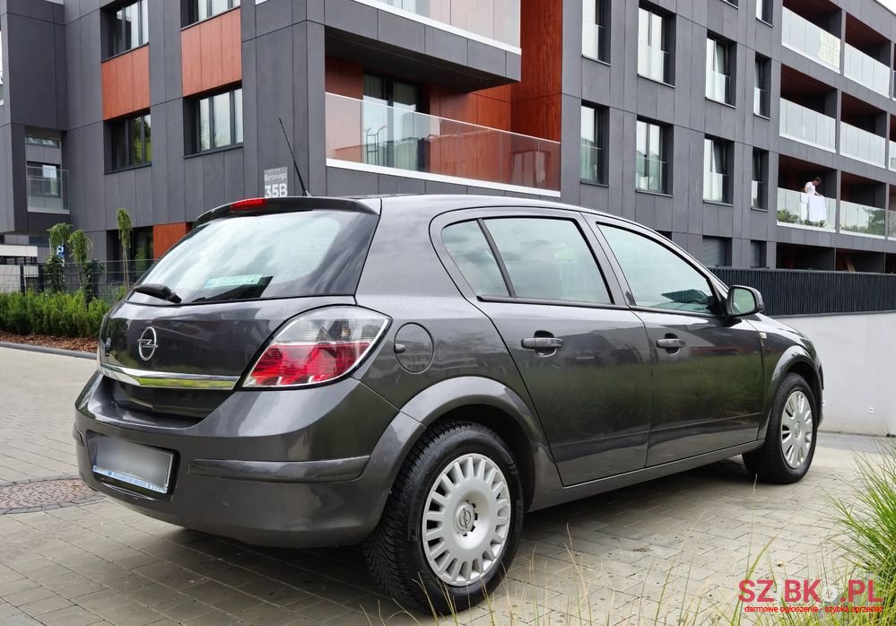 2012' Opel Astra Iv 1.6 Active photo #6