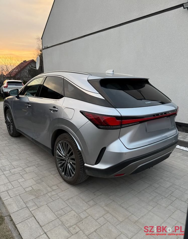 2024' Lexus RX photo #6
