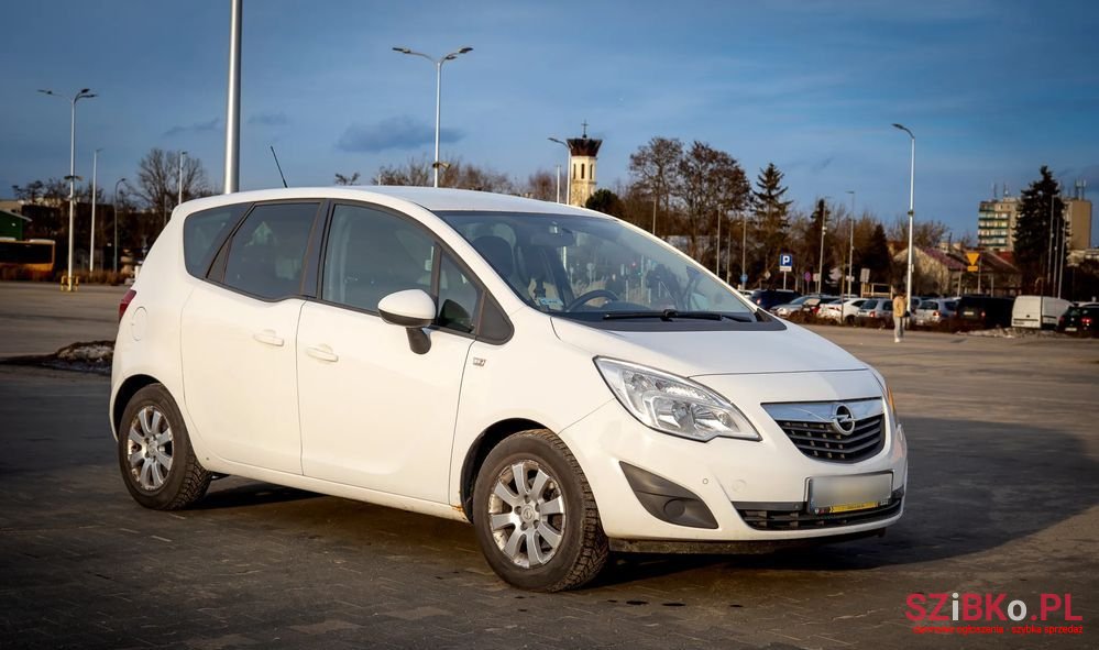 2012' Opel Meriva 1.4 T Essentia photo #2