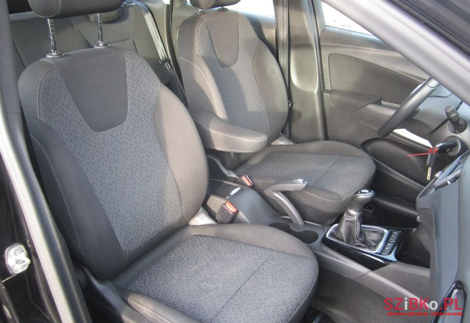 2017' Opel Crossland X photo #6