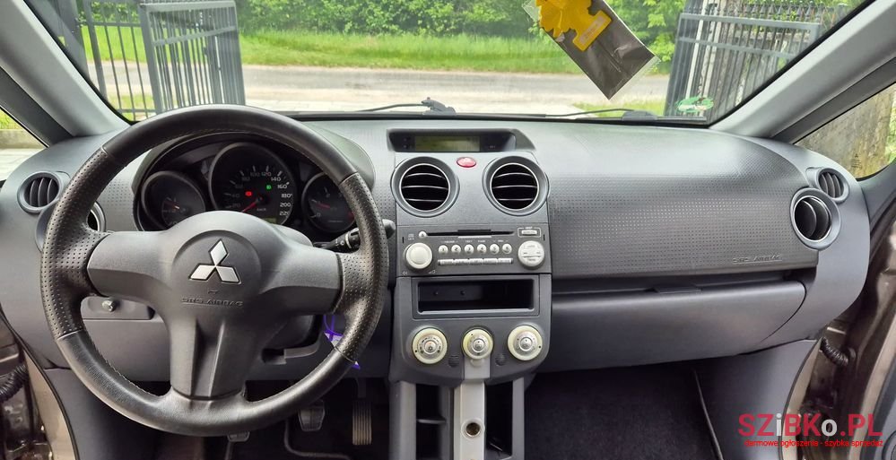 2008' Mitsubishi Colt 1.5 Di-D Motion Plus photo #5