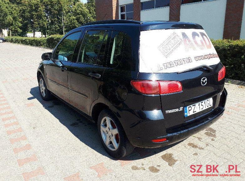 2004' Mazda 2 photo #3