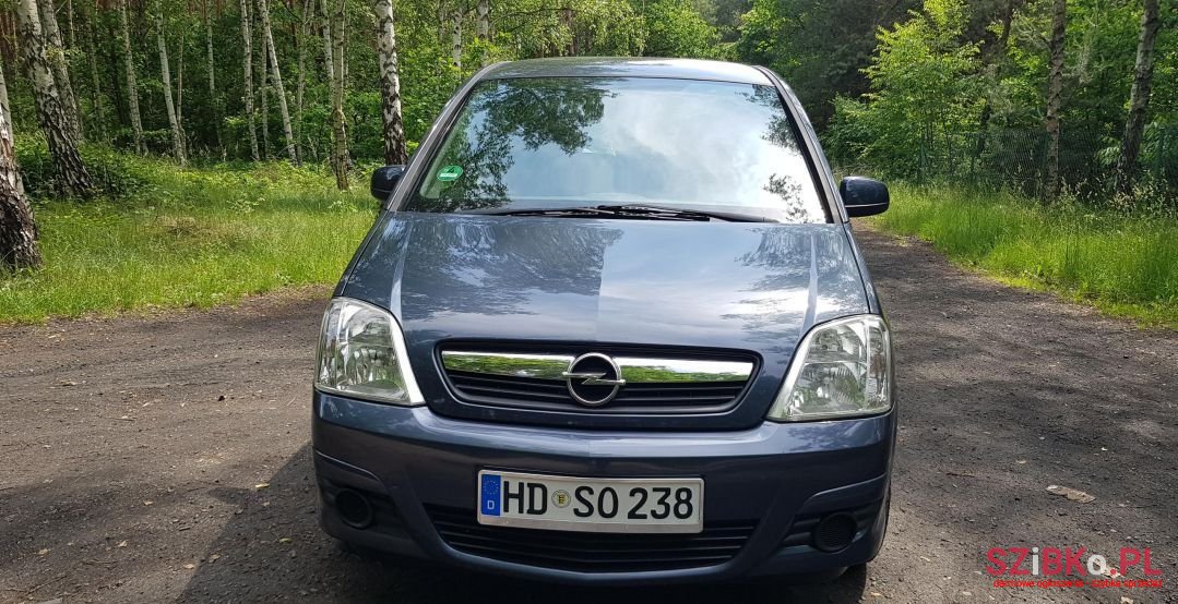 2010' Opel Meriva photo #2