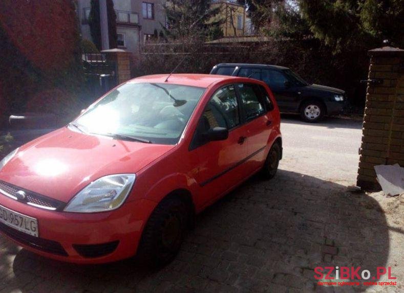 2003' Ford Fiesta photo #2