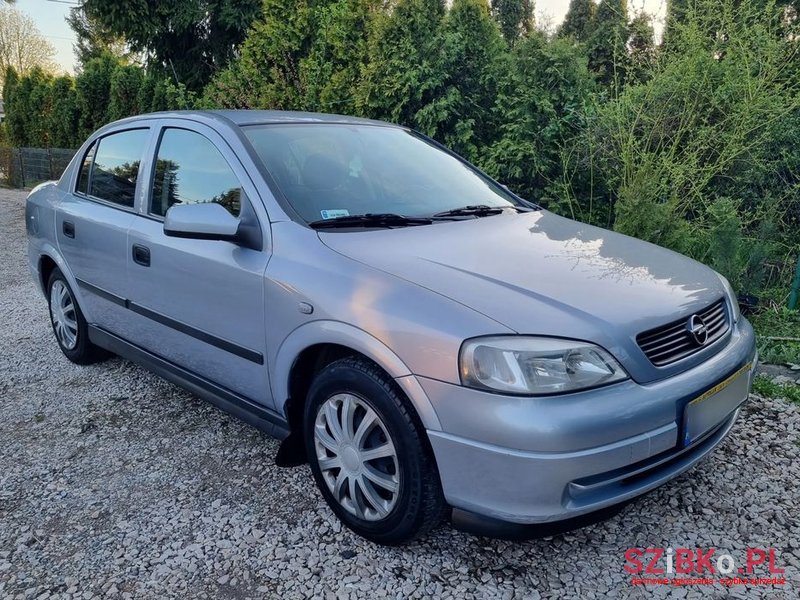 2002' Opel Astra Ii 1.2 Start photo #1