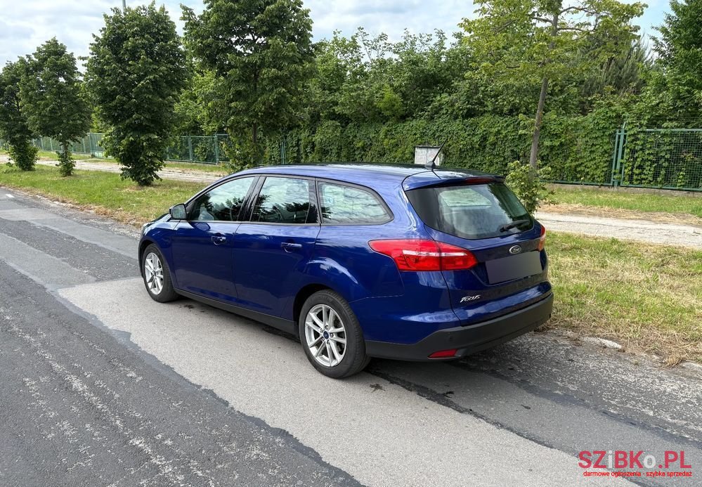 2017' Ford Focus photo #5