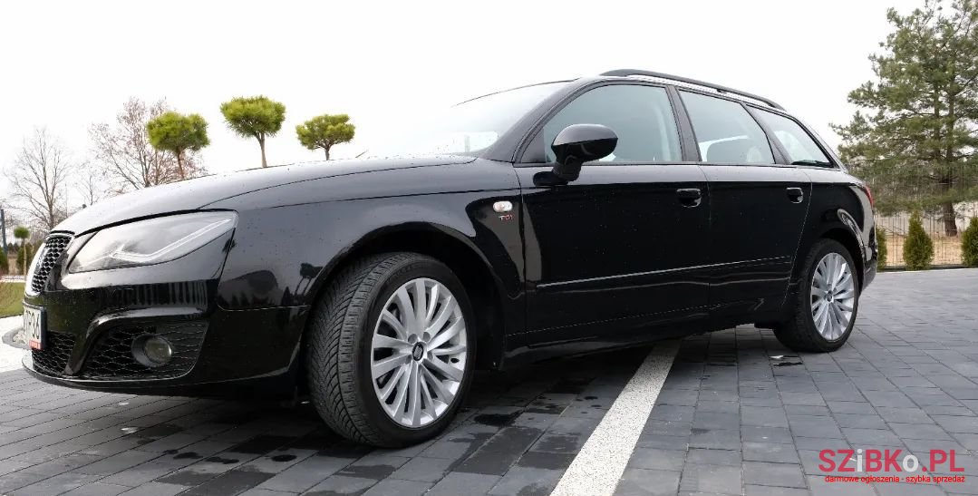 2012' SEAT Exeo photo #3