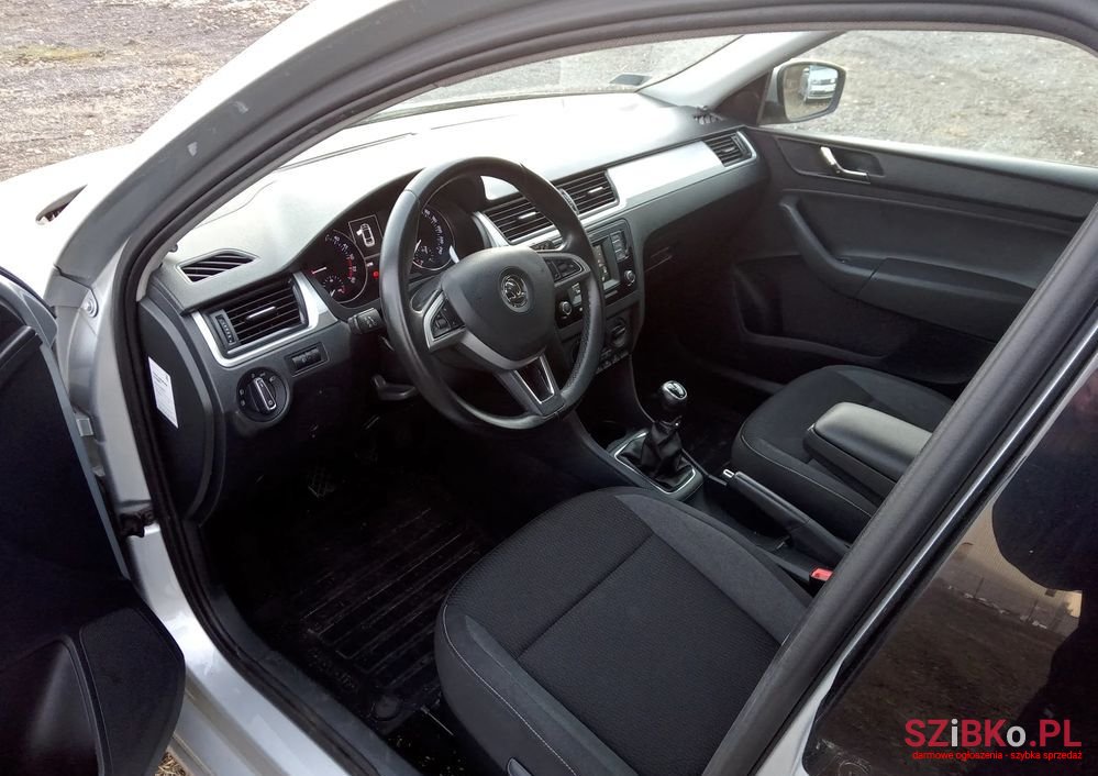 2015' Skoda Rapid photo #5