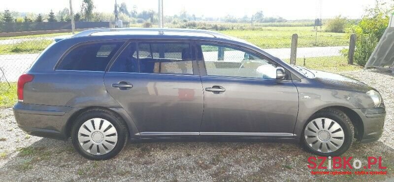 2006' Toyota Avensis photo #6