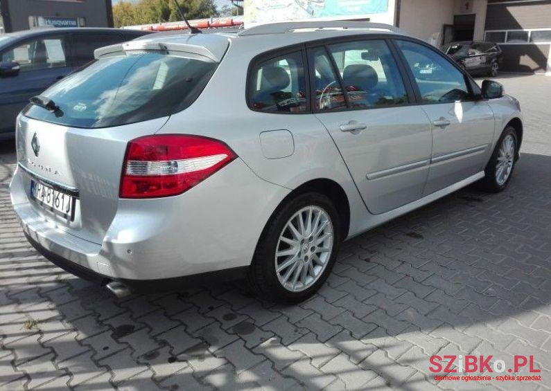 2008' Renault Laguna photo #1