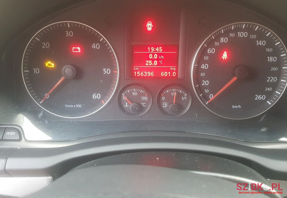 2008' Volkswagen Jetta photo #2