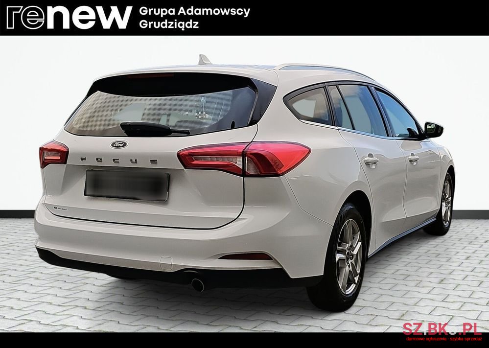 2020' Ford Focus photo #2