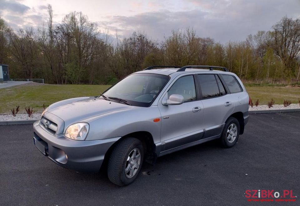 2005' Hyundai Santa Fe photo #3