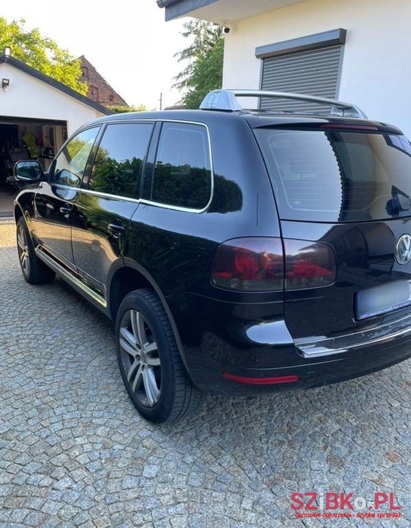 2005' Volkswagen Touareg 3.0 V6 Tdi Tiptr photo #4