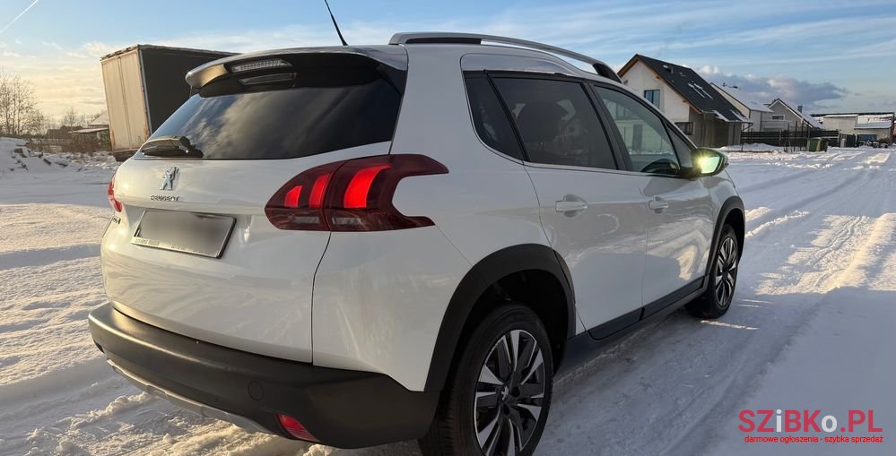 2018' Peugeot 2008 Puretech 110 photo #4