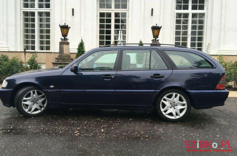 2000' Mercedes-Benz Klasa C photo #2