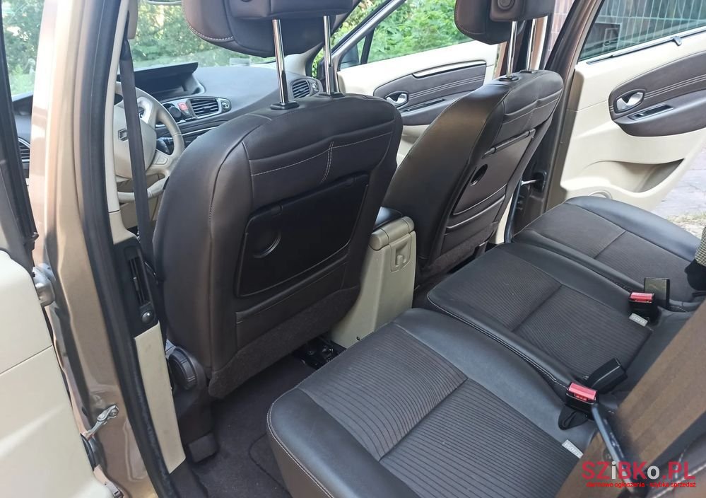 2011' Renault Scenic 1.4 16V Tce Privilege photo #5