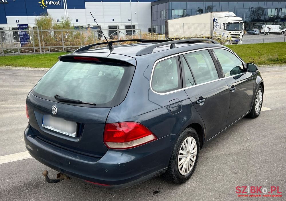 2007' Volkswagen Golf photo #3