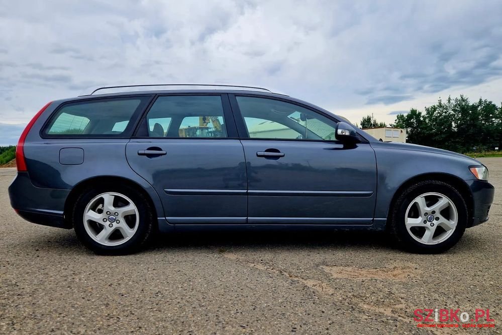 2011' Volvo V50 D2 Summum Start-Stop photo #5