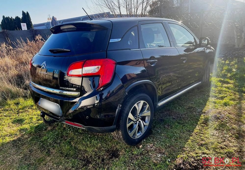 2012' Citroen C4 Aircross photo #5