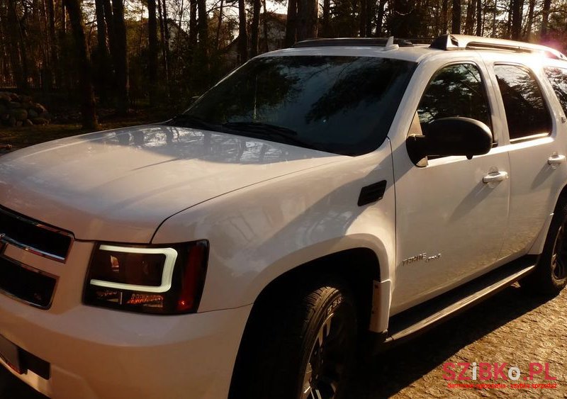 2009' Chevrolet Tahoe photo #3