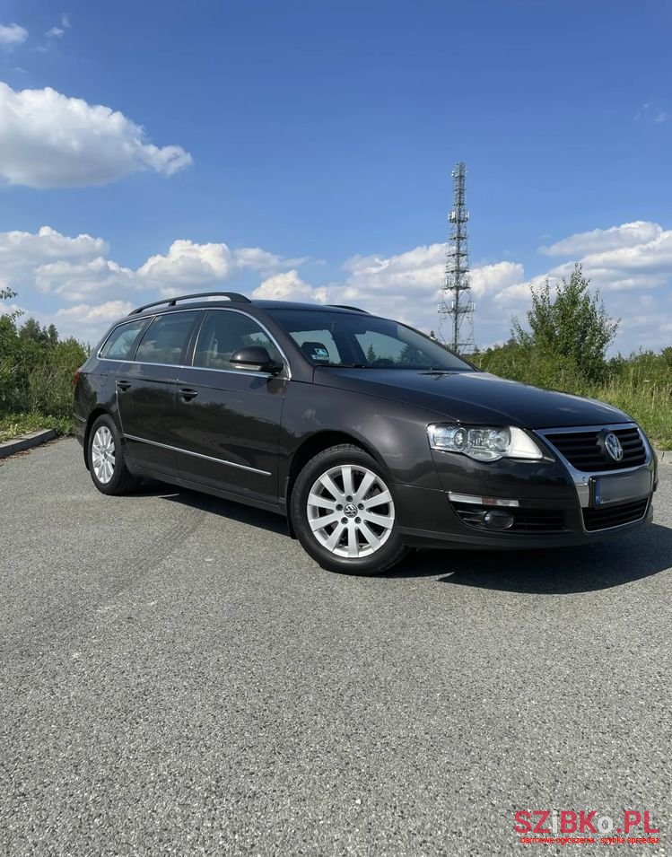 2008' Volkswagen Passat photo #1