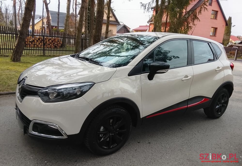 2016' Renault Captur photo #1