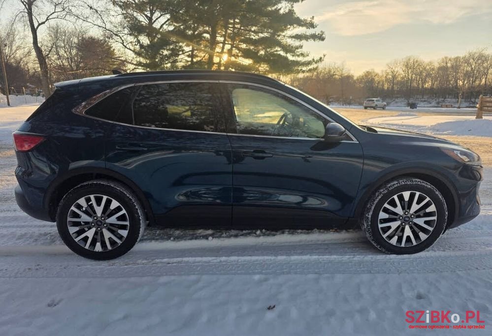 2020' Ford Escape photo #2