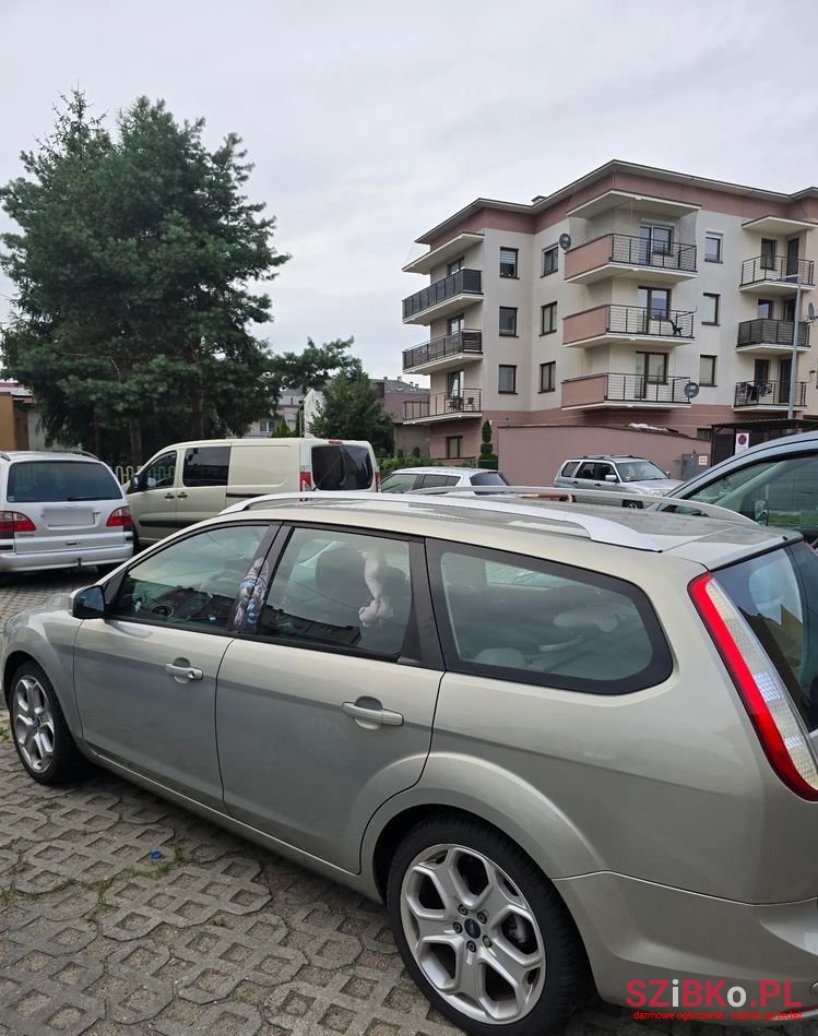 2010' Ford Focus 1.8 Ff Platinium X photo #5